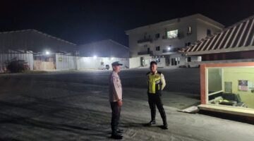 Guna Cegah dan tangkal 4C sejumlah anggota polsek brondong melaksanakan kegiatan patroli obyek vital.