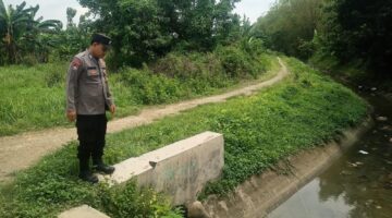 Anggota Polsek sukodadi melaksanakan patroli kota presisi monitoring cegah terjadinya bencana alam di wilayah sukodadi.