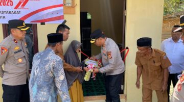 Polres Gayo Lues Bantu Bedah Rumah Warga, AKBP Hyrowo Pimpin Langsung Penyerahan Infak