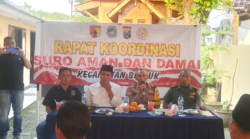 Giat rapat koordinasi IPSI Kecamatan bluluk dengan muspika bluluk perihal jelang pelaksanaan pengesahan warga baru PSHT serta pembacaan dan penandatanganan maklumat suro aman dan damai.