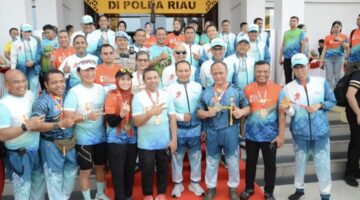 Danrem 031/Wira Bima Hadiri Gelaran Riau Bhayangkara RUN 2025 Bersama Kapolri