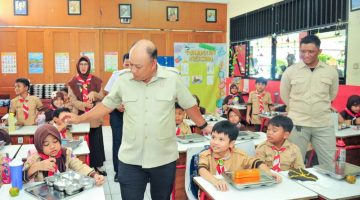 Publik menilai Kerja Kepala BGN Sudah Sangat Di Rasakan Masyarakat Manfaat